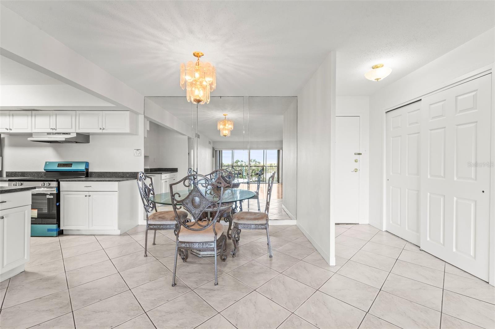 10355 PARADISE BLVD #403, TREASURE ISLAND, FL, 33706