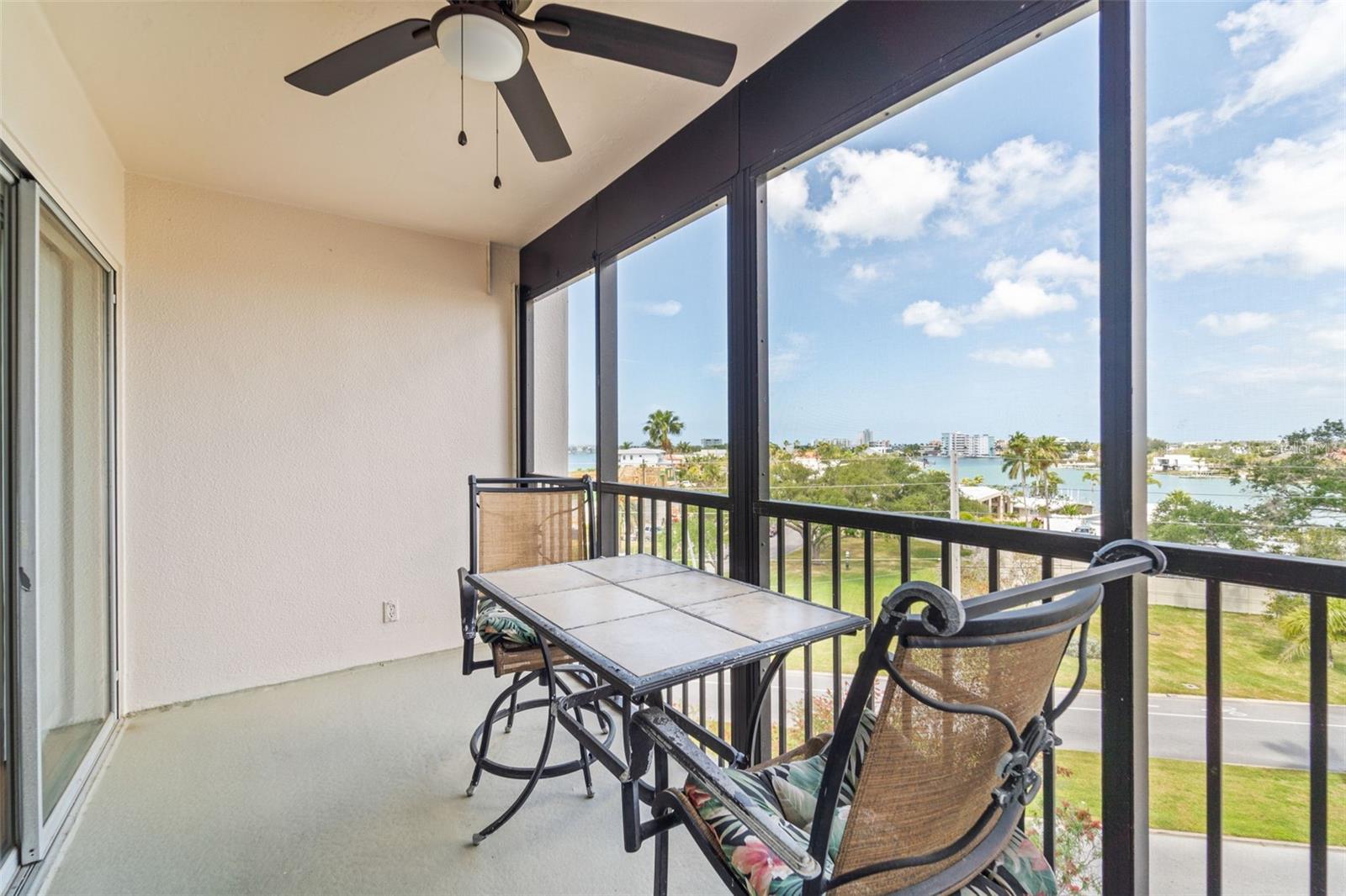 10355 PARADISE BLVD #403, TREASURE ISLAND, FL, 33706