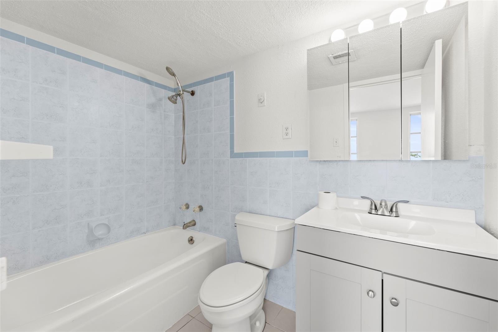 10355 PARADISE BLVD #403, TREASURE ISLAND, FL, 33706