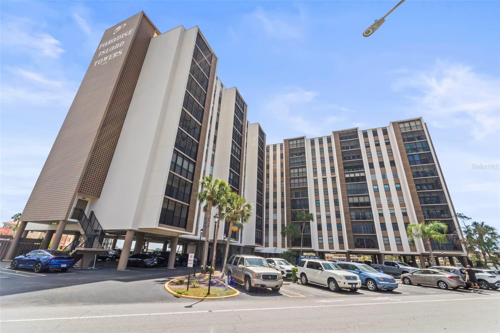 10355 PARADISE BLVD #403, TREASURE ISLAND, FL, 33706