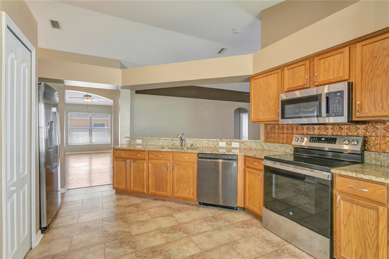 2617 BUCKHORN PRESERVE BLVD, VALRICO, FL, 33596