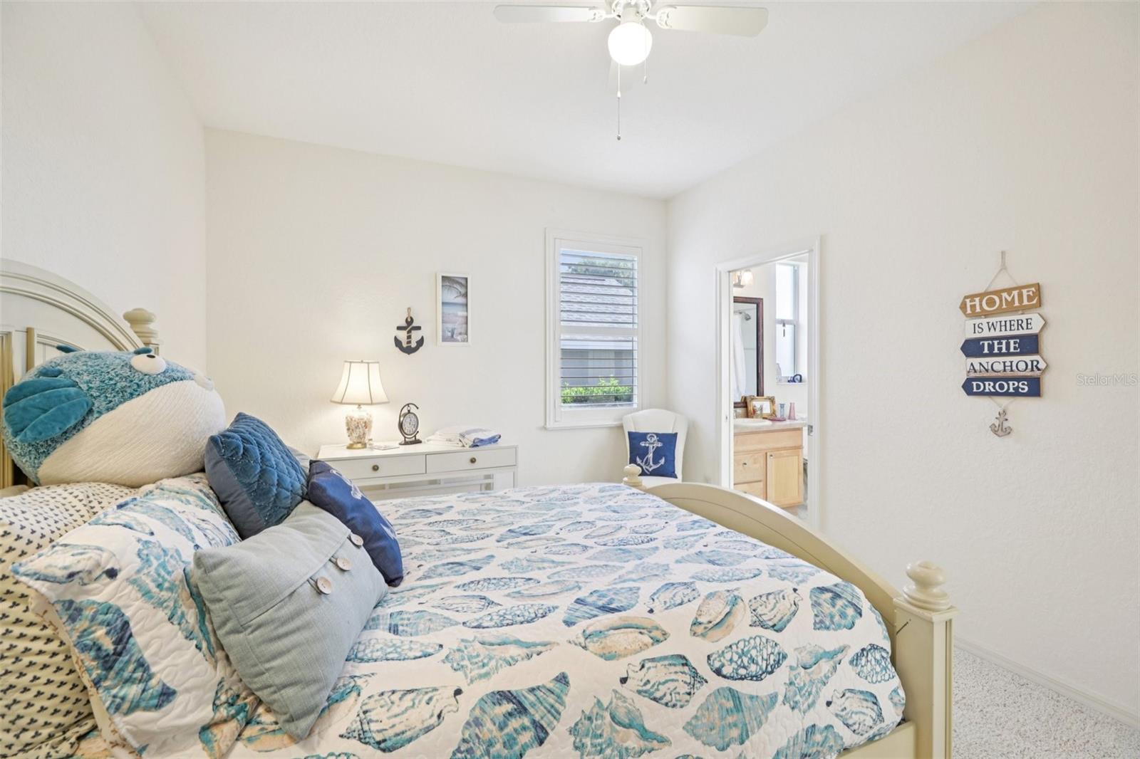 1605 LYNCHBURG LOOP, THE VILLAGES, FL, 32162