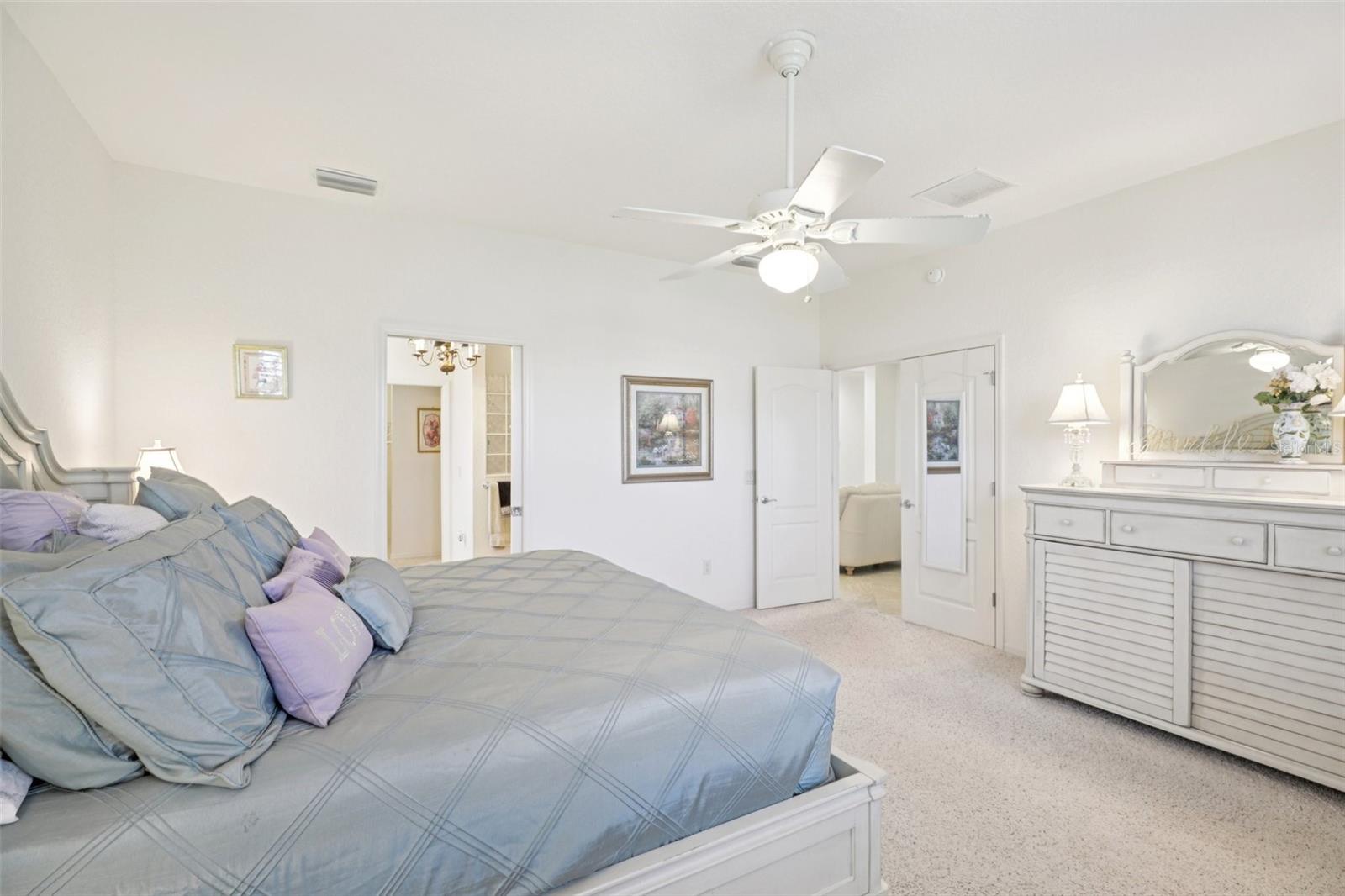 1605 LYNCHBURG LOOP, THE VILLAGES, FL, 32162