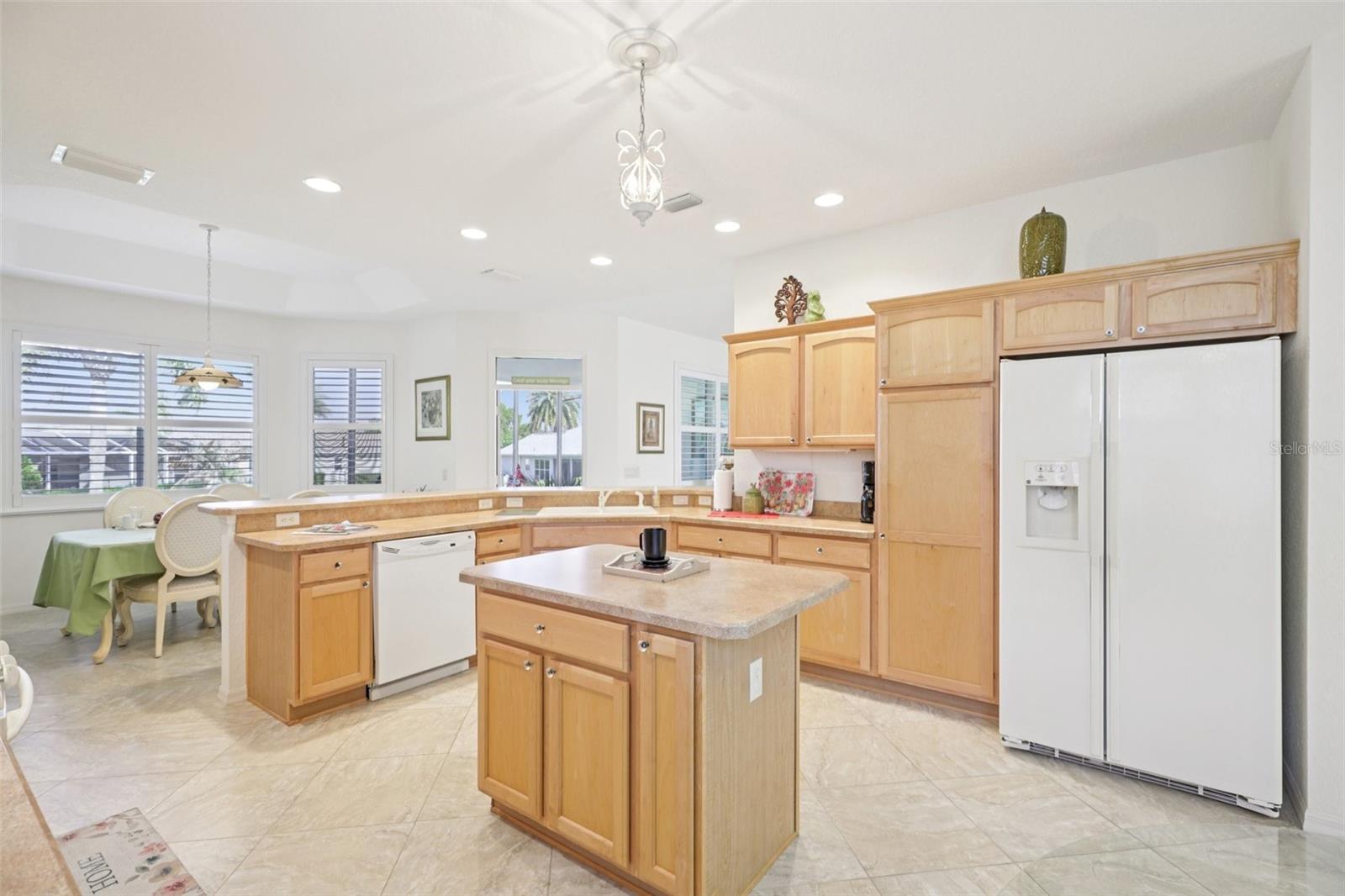 1605 LYNCHBURG LOOP, THE VILLAGES, FL, 32162