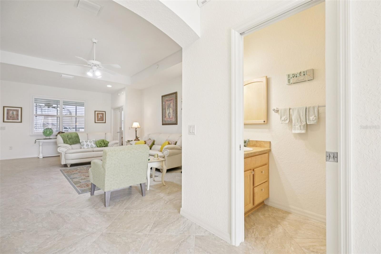 1605 LYNCHBURG LOOP, THE VILLAGES, FL, 32162