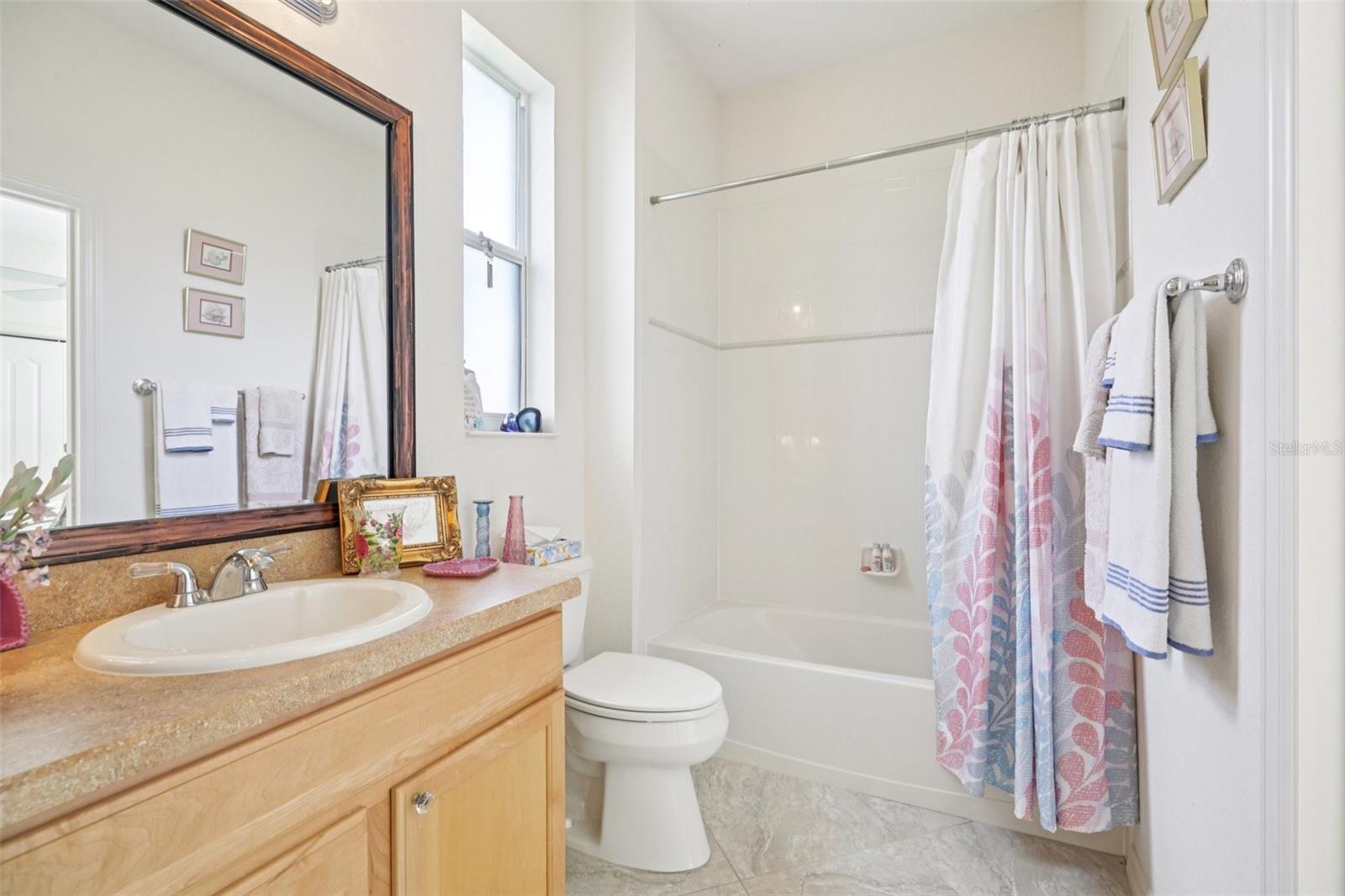 1605 LYNCHBURG LOOP, THE VILLAGES, FL, 32162