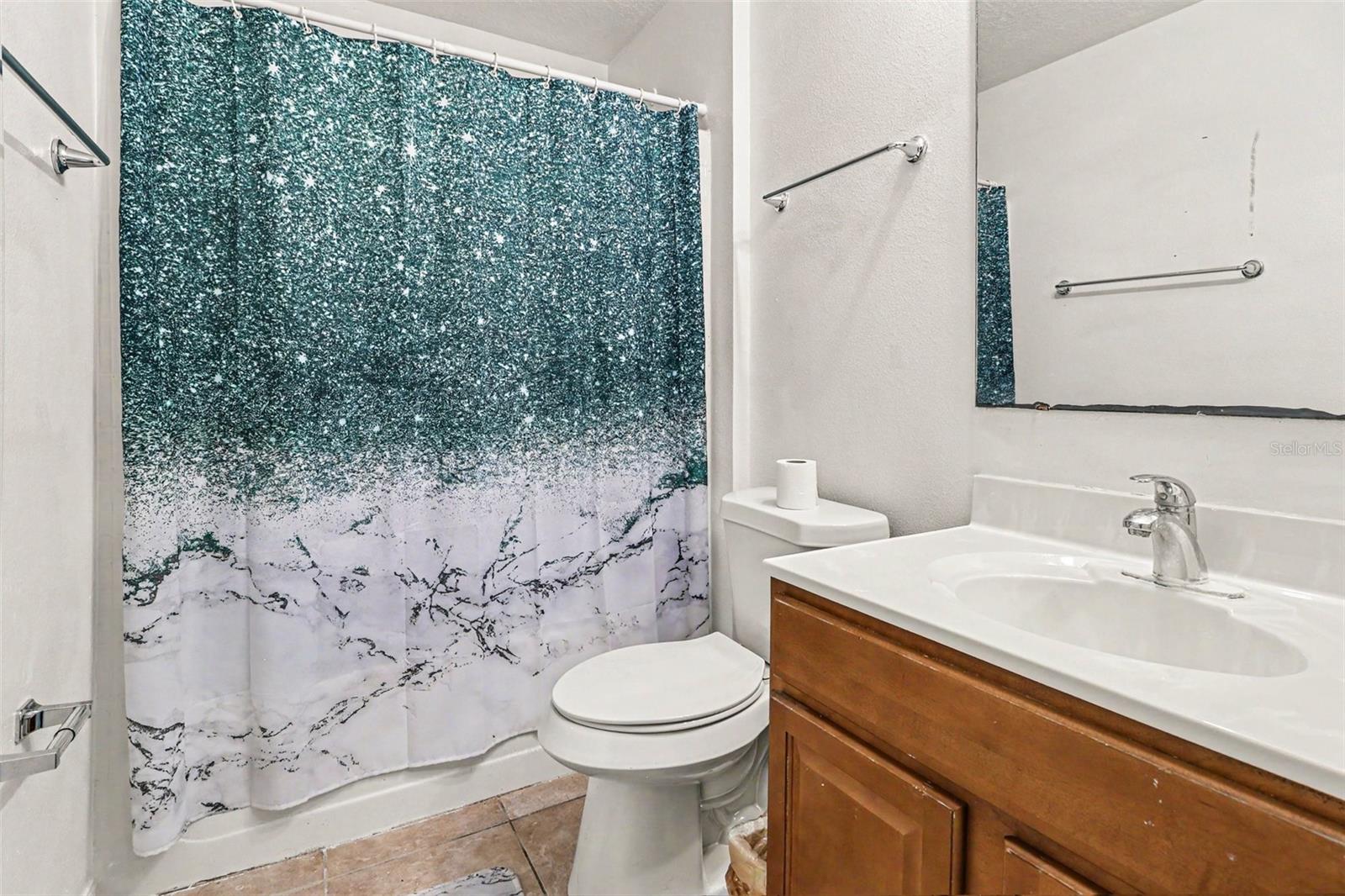 100 FESTIVE CT, CHULUOTA, FL, 32766