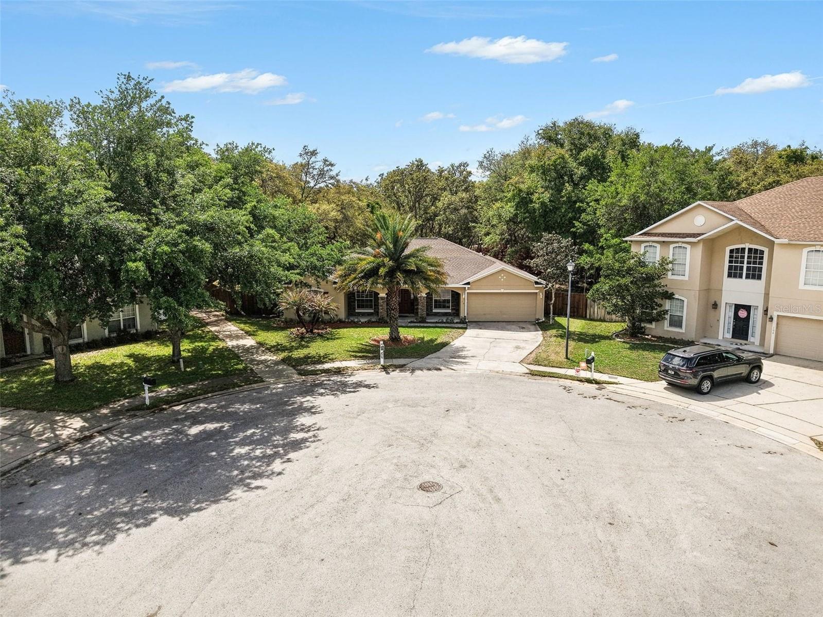 100 FESTIVE CT, CHULUOTA, FL, 32766