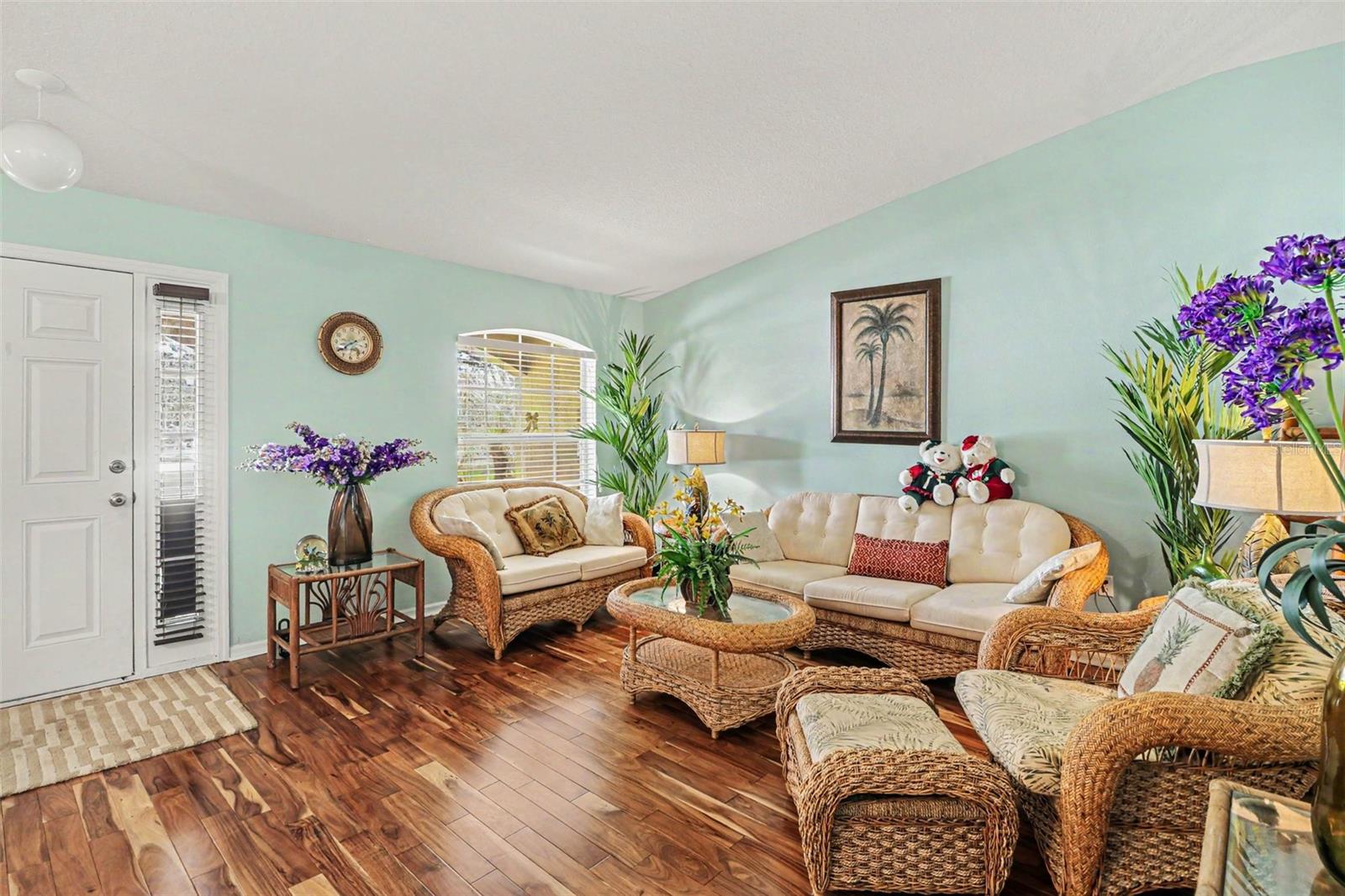 100 FESTIVE CT, CHULUOTA, FL, 32766