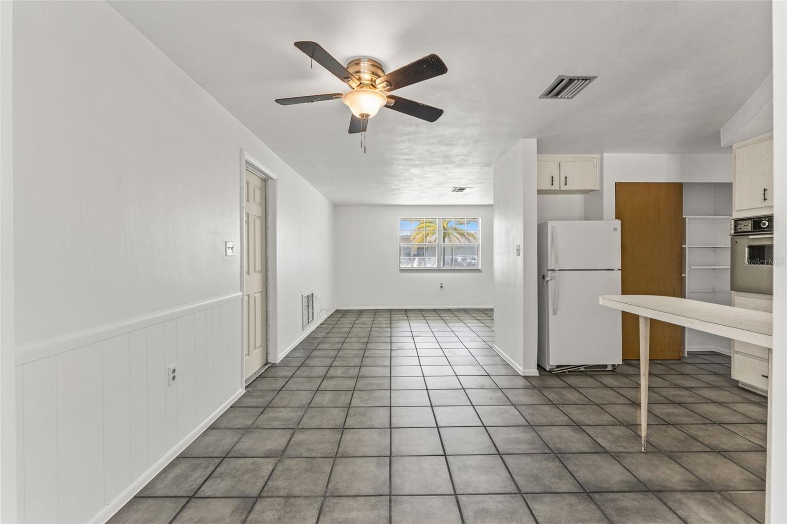 1050 SAXON LN, HOLIDAY, FL, 34691