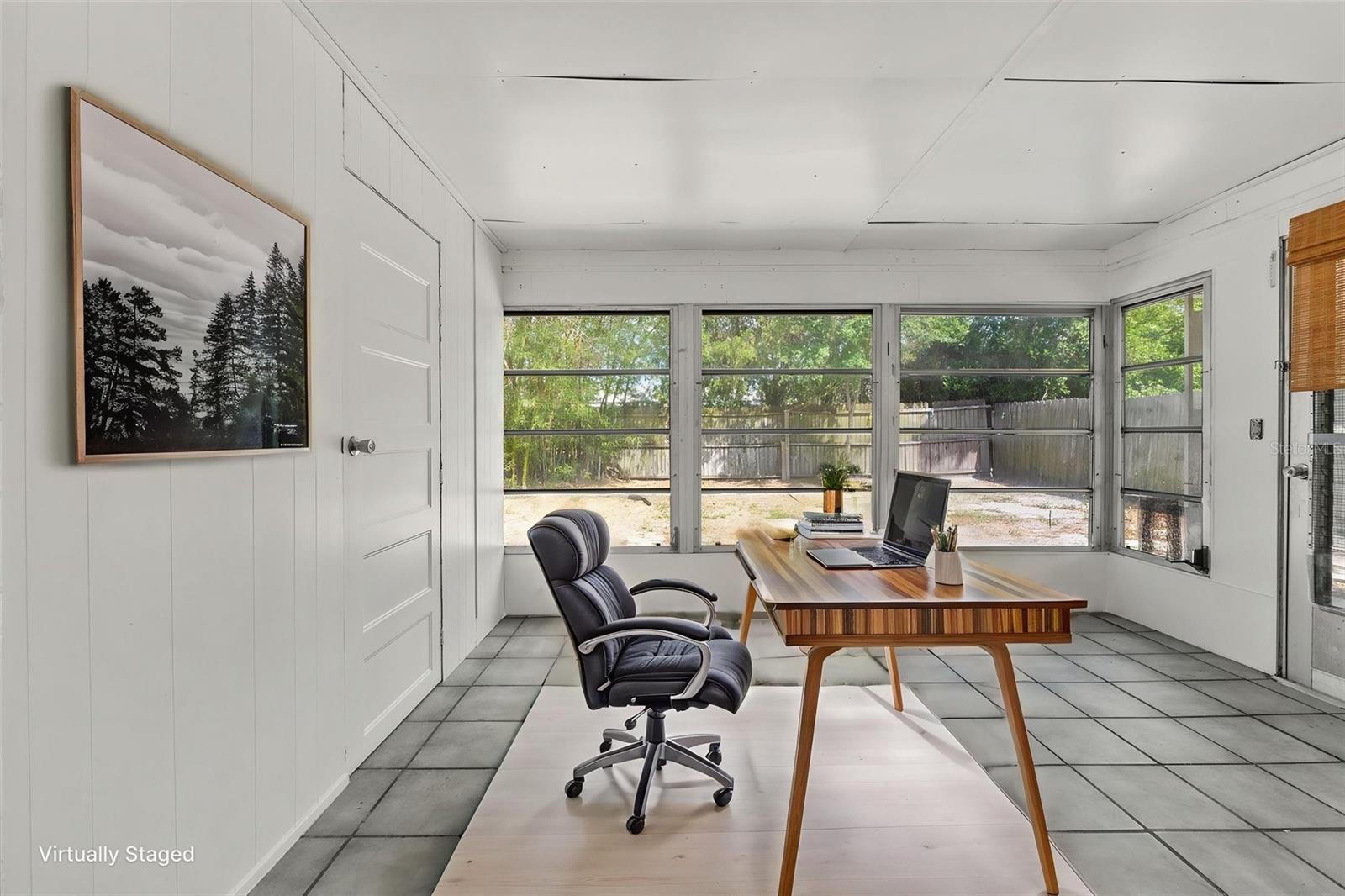 1050 SAXON LN, HOLIDAY, FL, 34691