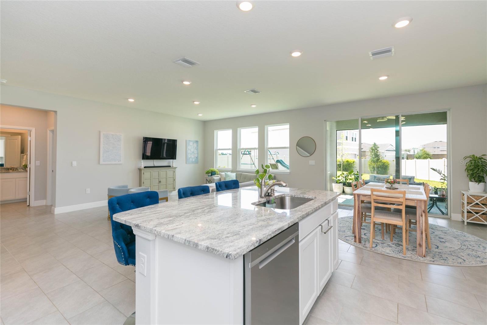 116 BRIGHT IBIS AVE, APOLLO BEACH, FL, 33572