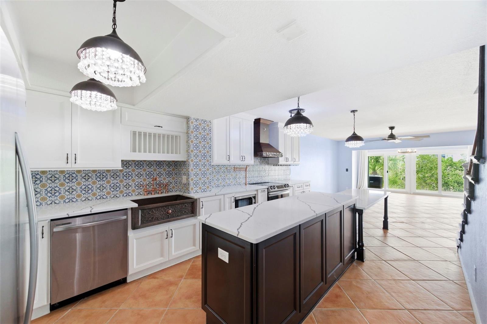 9438 TARA CAY CT #27, SEMINOLE, FL, 33776