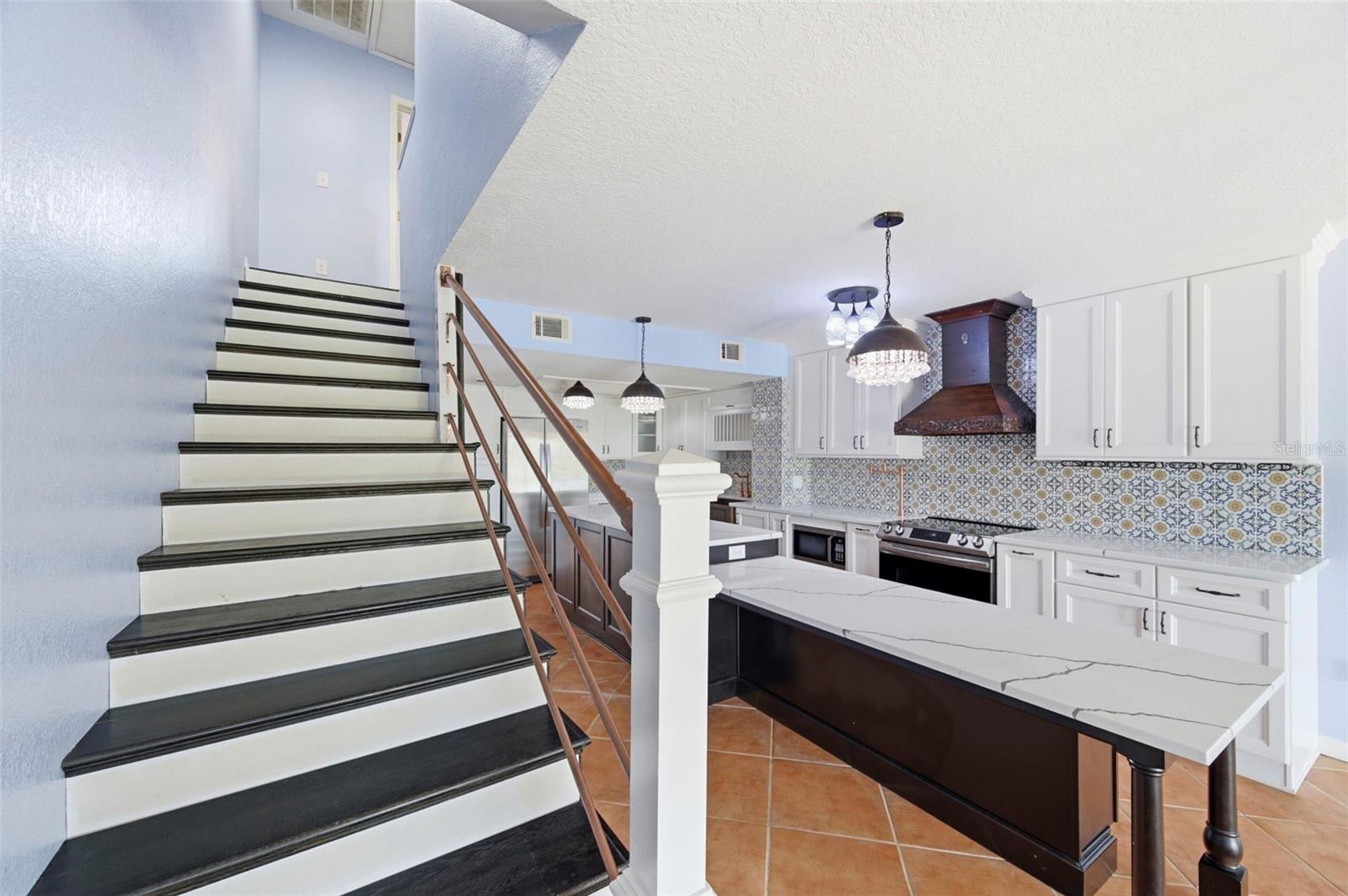 9438 TARA CAY CT #27, SEMINOLE, FL, 33776