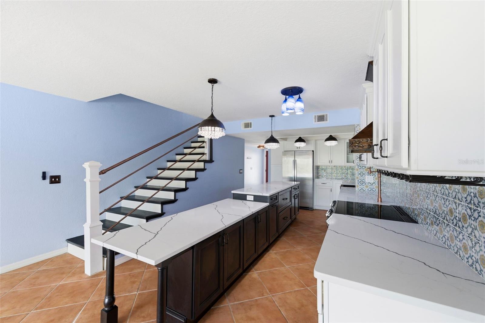 9438 TARA CAY CT #27, SEMINOLE, FL, 33776