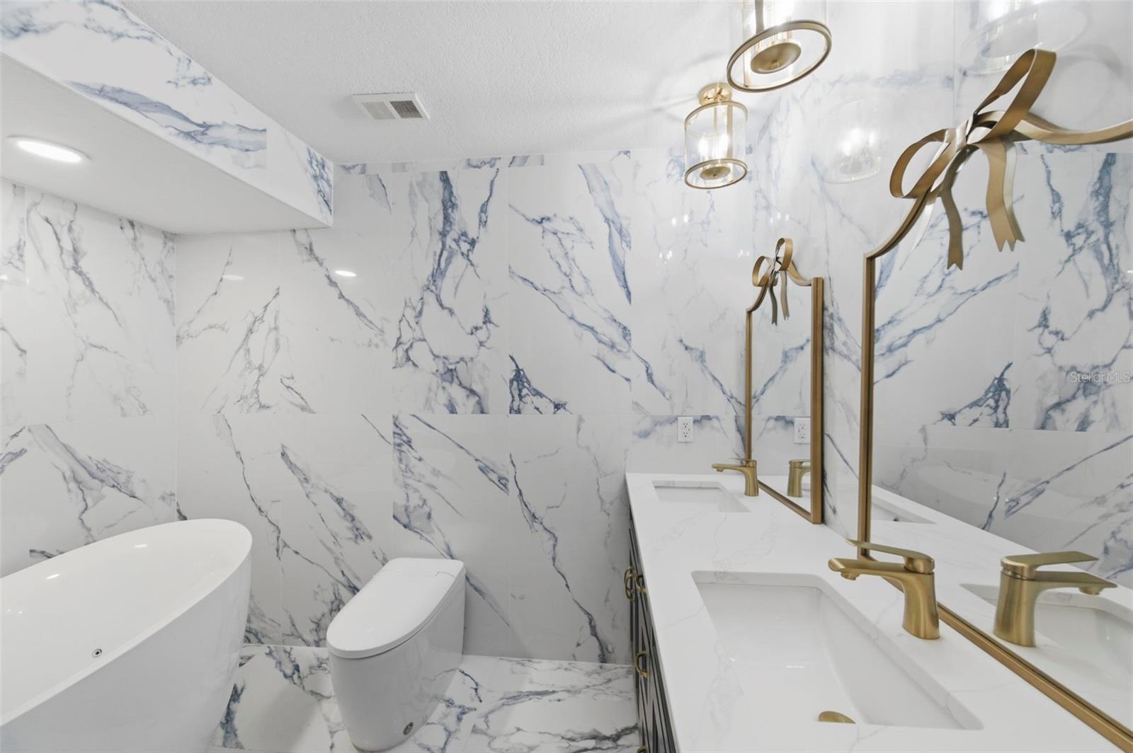 9438 TARA CAY CT #27, SEMINOLE, FL, 33776