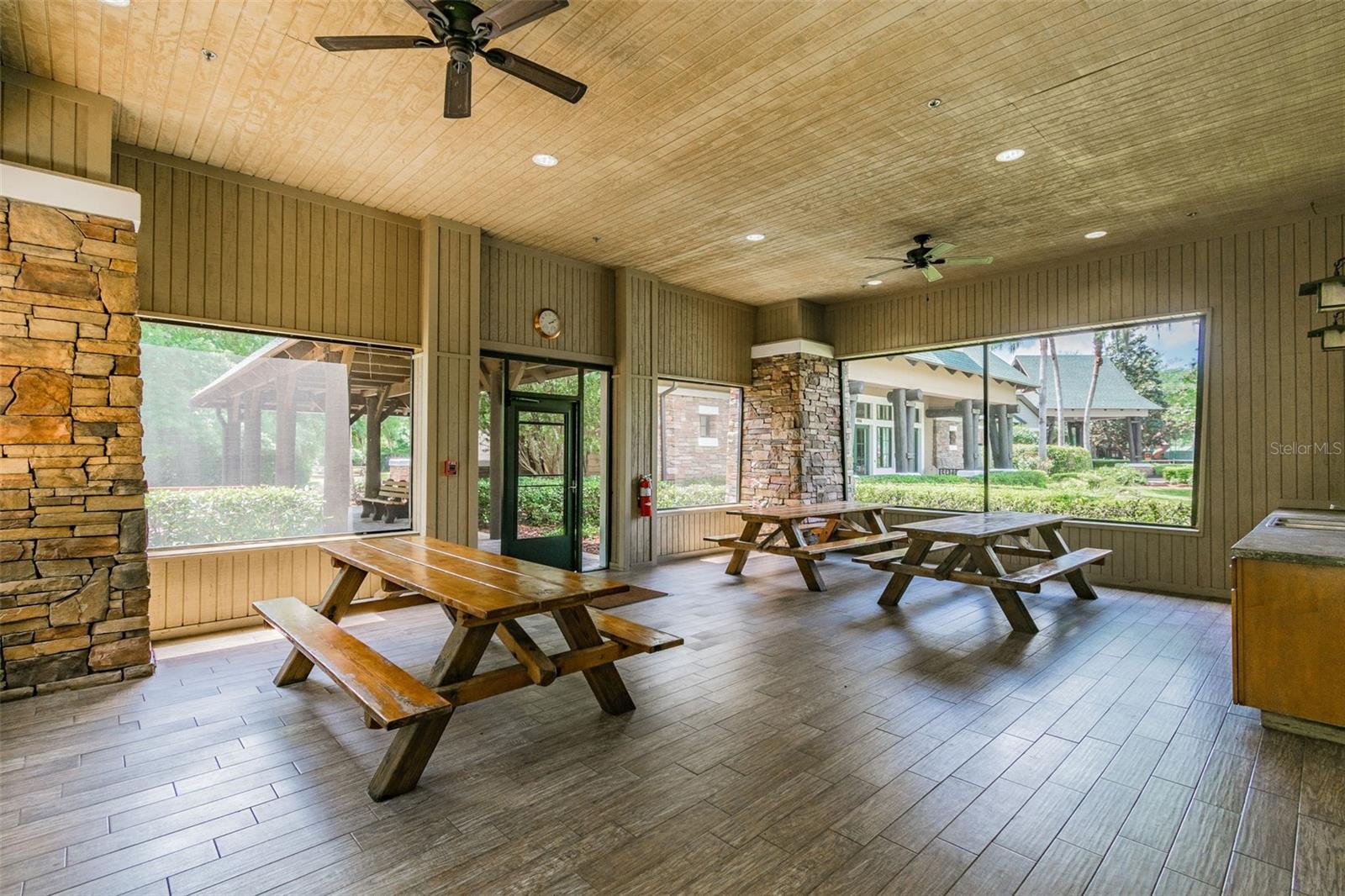 7441 AMBLESIDE DR, LAND O LAKES, FL, 34637