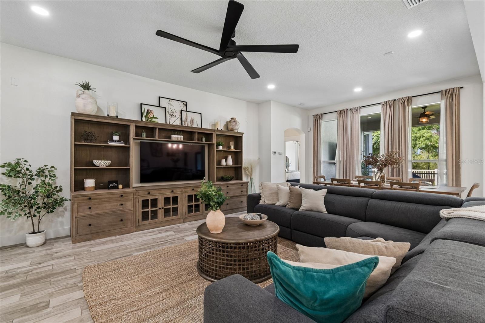 7441 AMBLESIDE DR, LAND O LAKES, FL, 34637