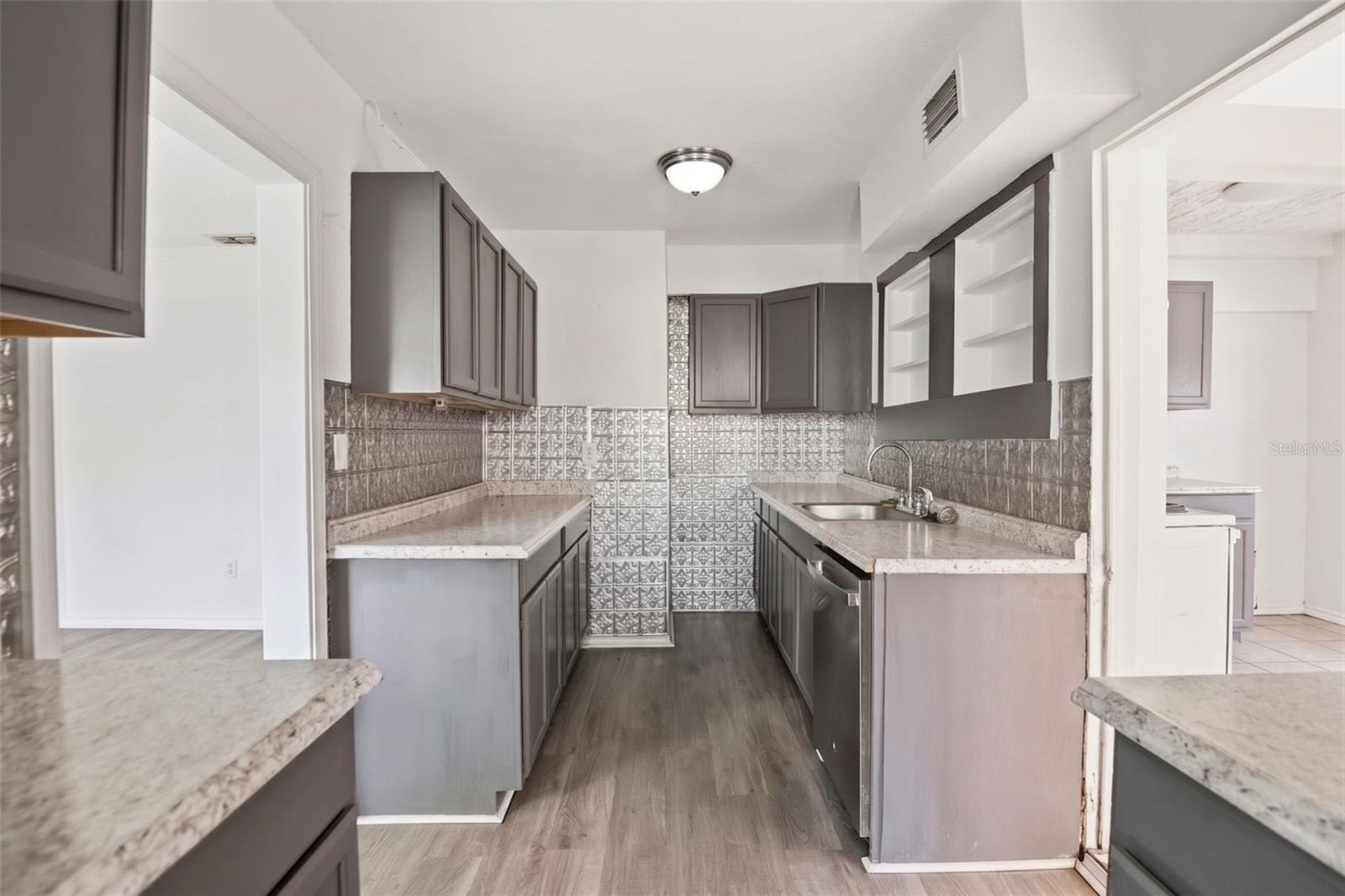 1110 27TH AVE W, BRADENTON, FL, 34205