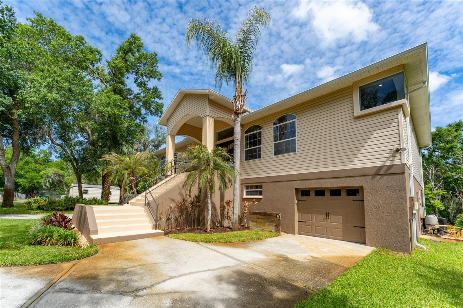 8214 REVELS RD, RIVERVIEW, FL, 33569