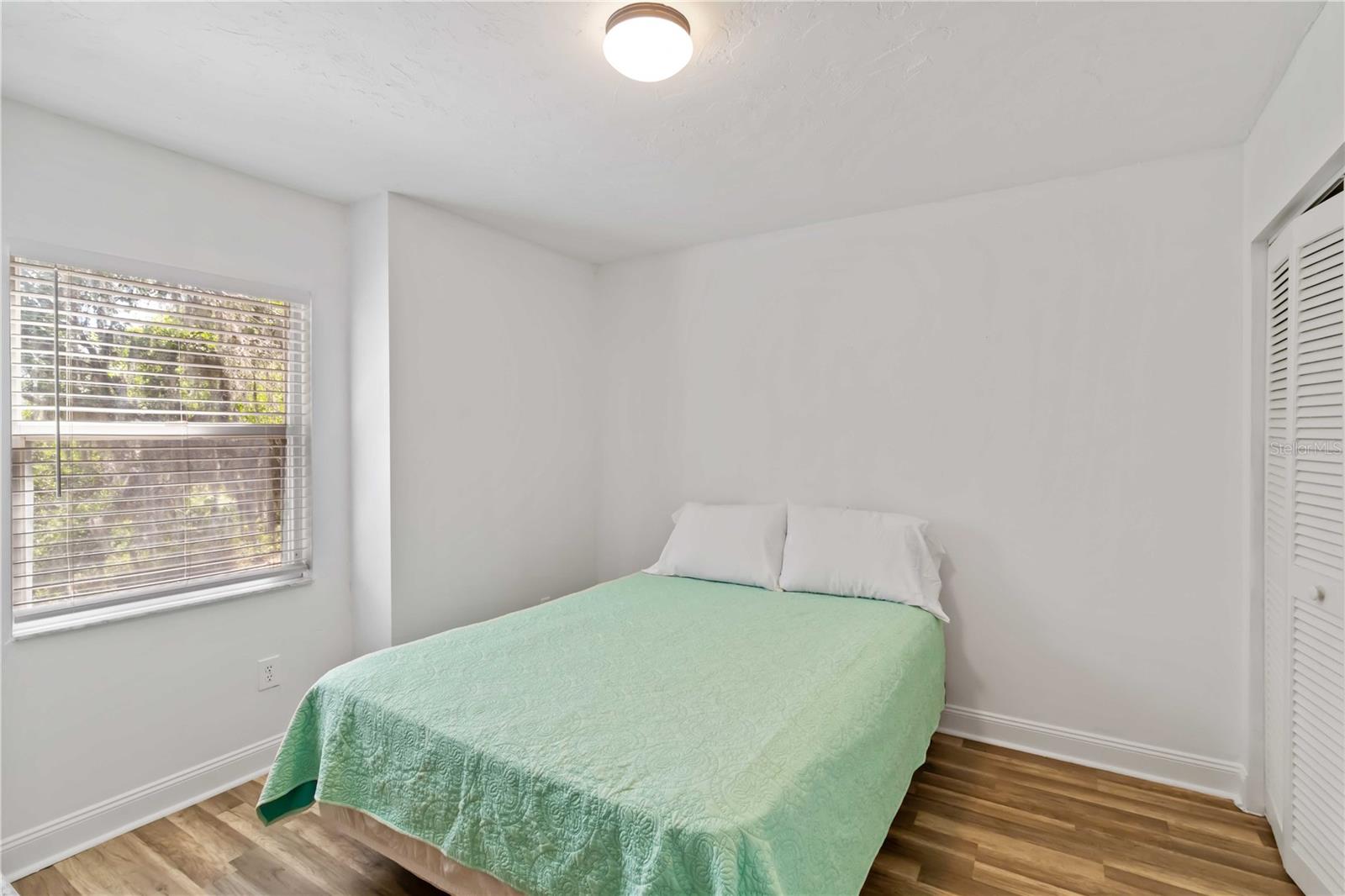 7447 HAWKINS RD, SARASOTA, FL, 34241