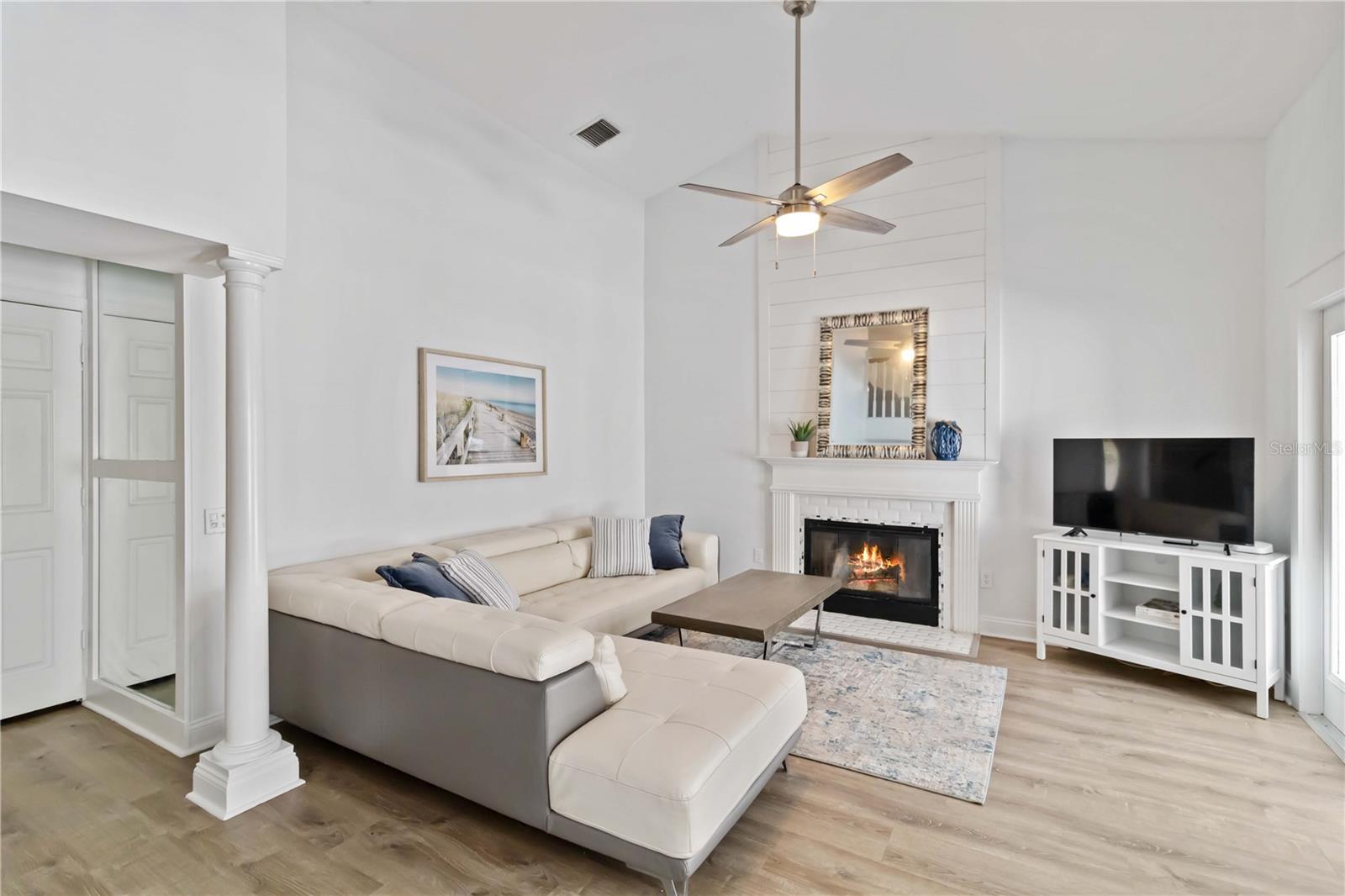 7447 HAWKINS RD, SARASOTA, FL, 34241