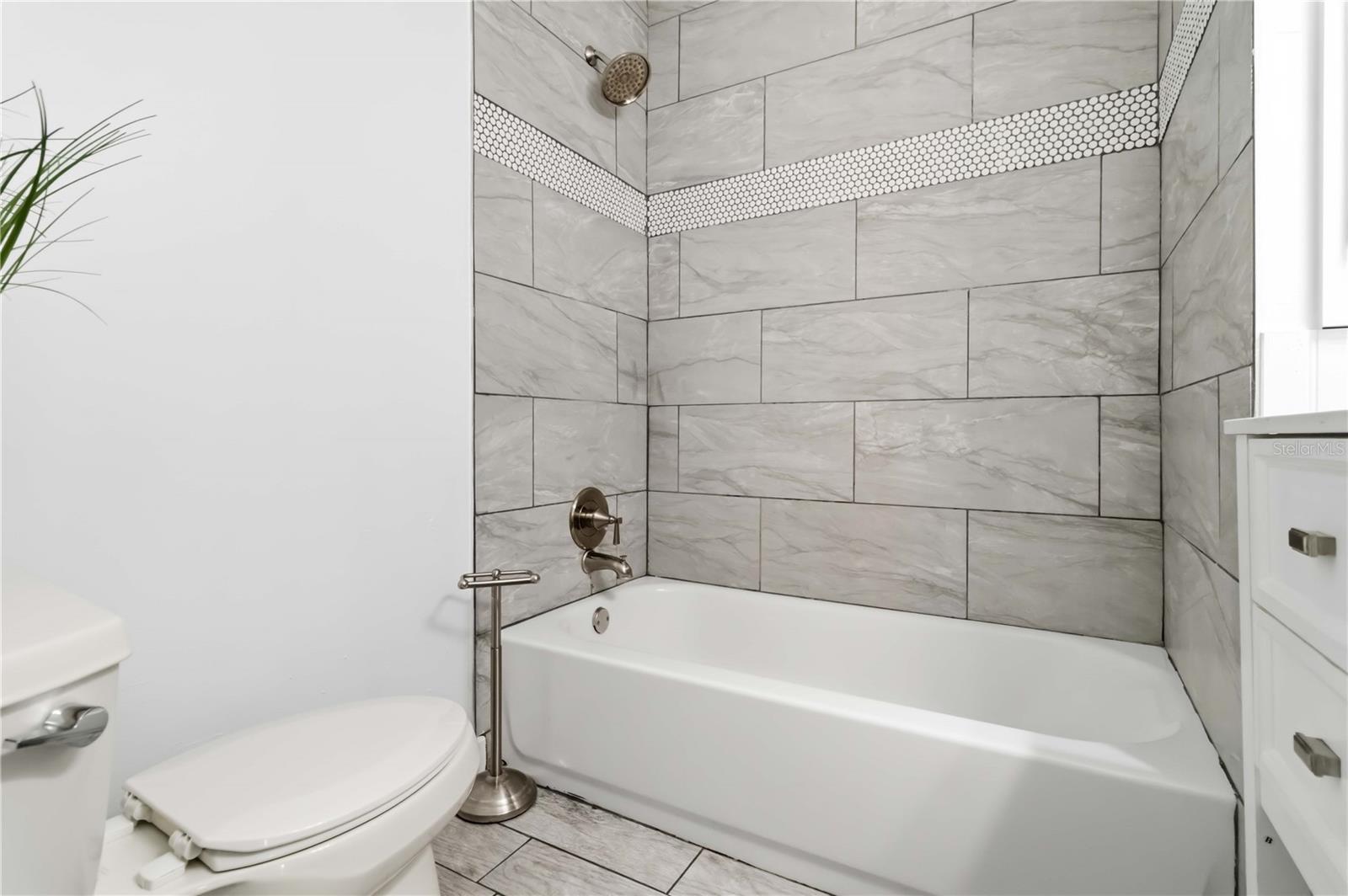 7447 HAWKINS RD, SARASOTA, FL, 34241