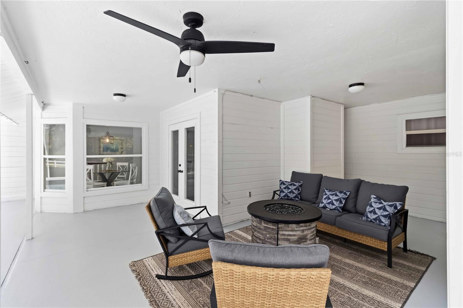 7447 HAWKINS RD, SARASOTA, FL, 34241