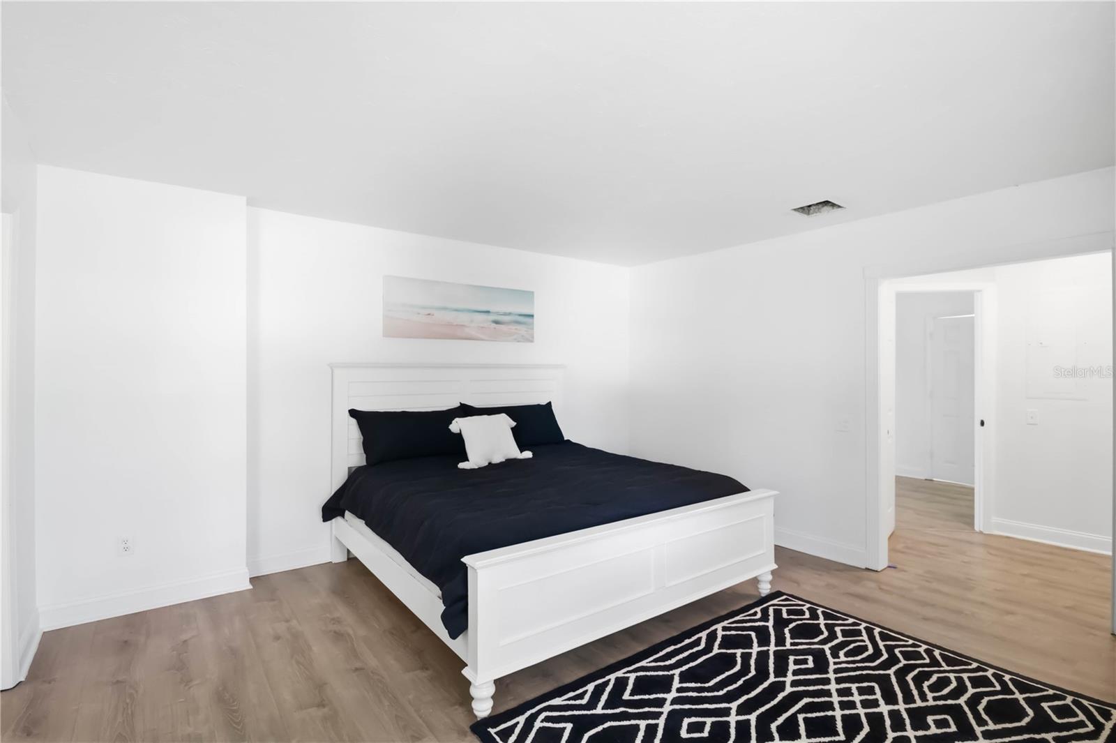 7447 HAWKINS RD, SARASOTA, FL, 34241