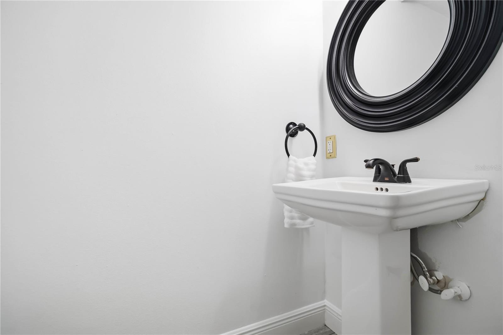 7447 HAWKINS RD, SARASOTA, FL, 34241