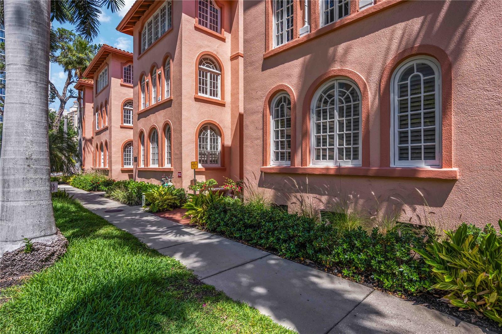 1221 N PALM AVE #203, SARASOTA, FL, 34236