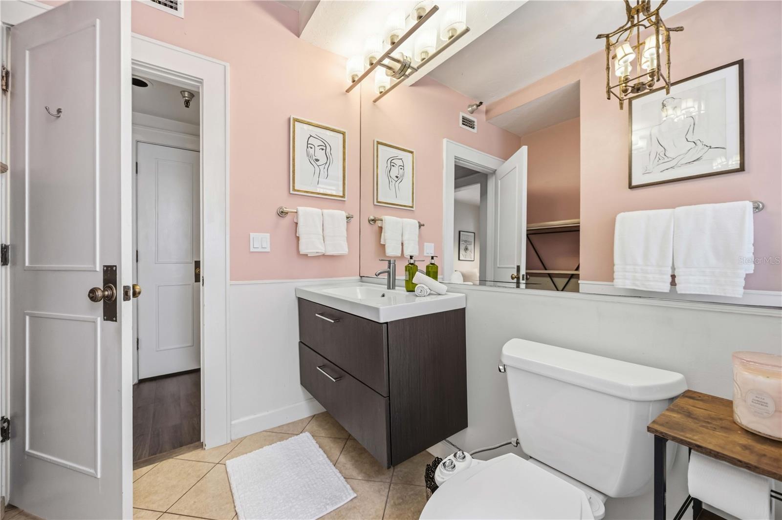 1221 N PALM AVE #203, SARASOTA, FL, 34236