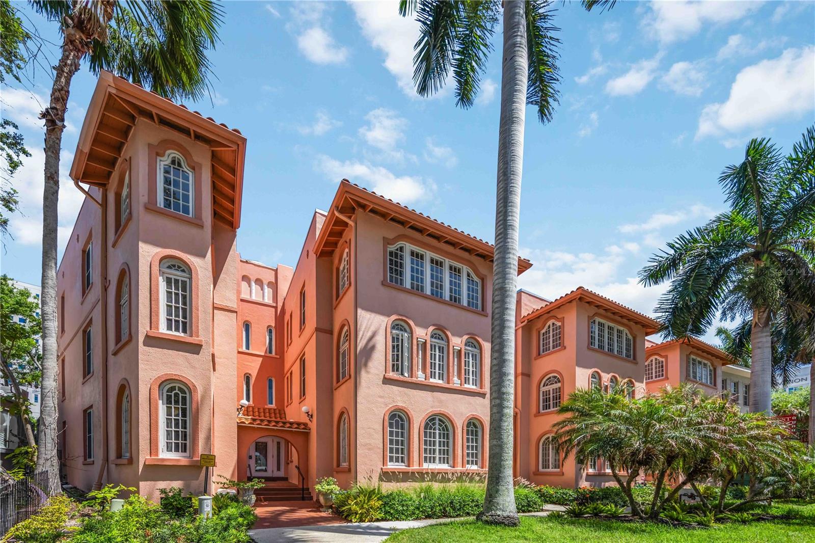 1221 N PALM AVE #203, SARASOTA, FL, 34236