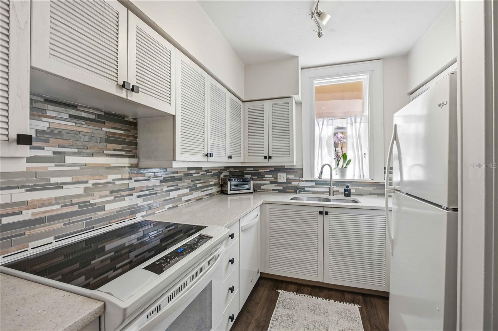 1221 N PALM AVE #203, SARASOTA, FL, 34236