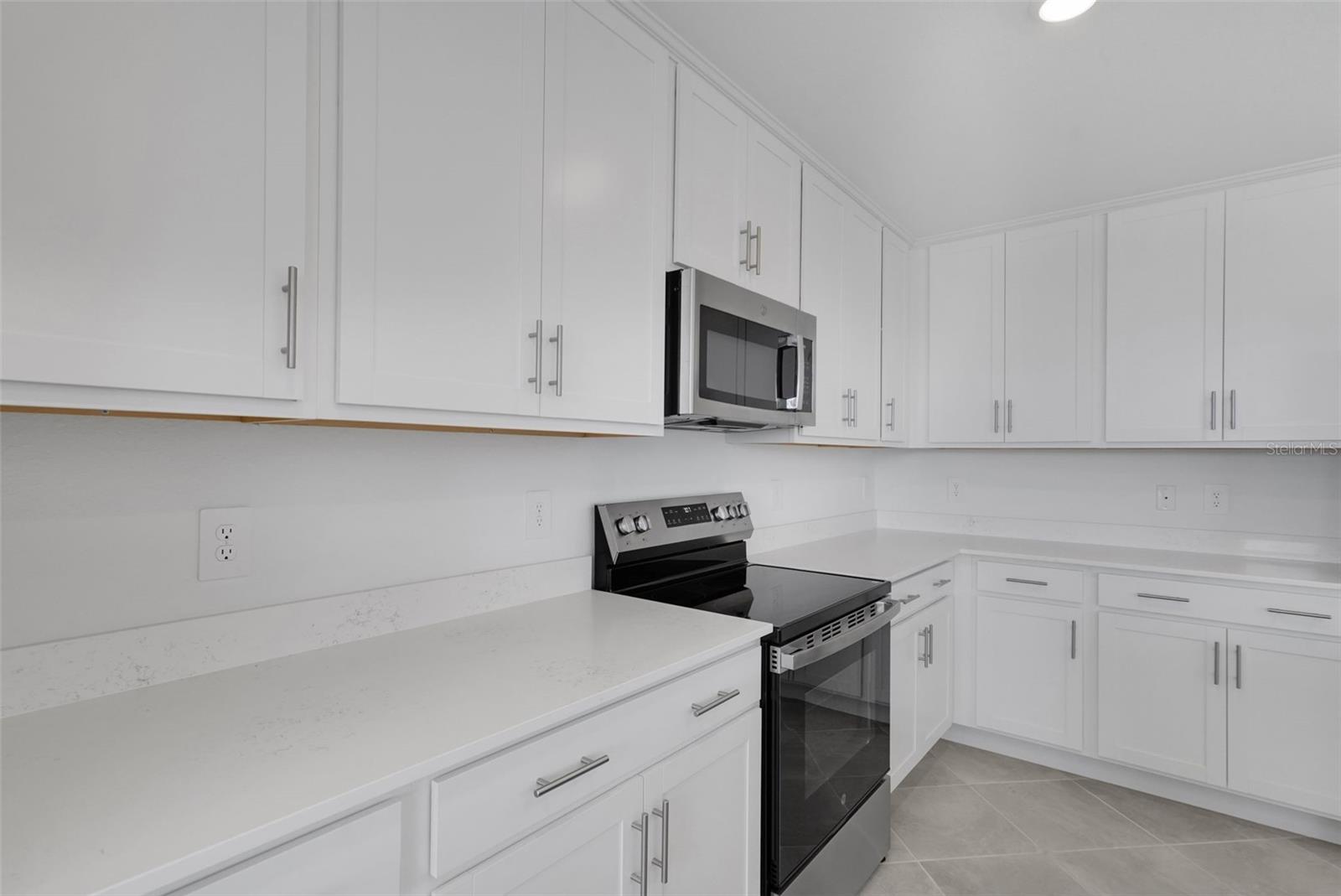 19116 SCALLOP LOOP #302, LAKEWOOD RANCH, FL, 34211