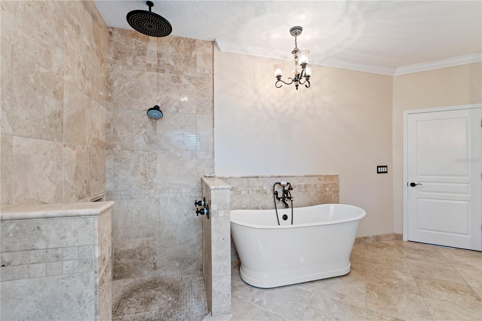 8715 HIDDEN GREEN LN, TAMPA, FL, 33647