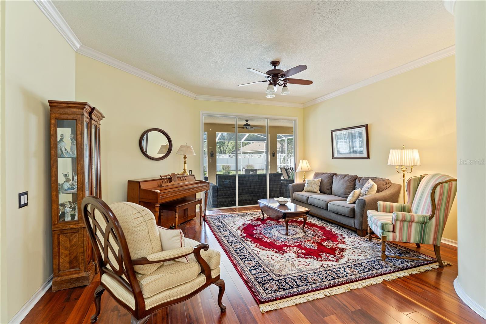 8715 HIDDEN GREEN LN, TAMPA, FL, 33647