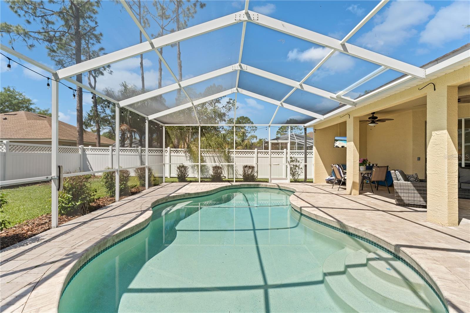 8715 HIDDEN GREEN LN, TAMPA, FL, 33647