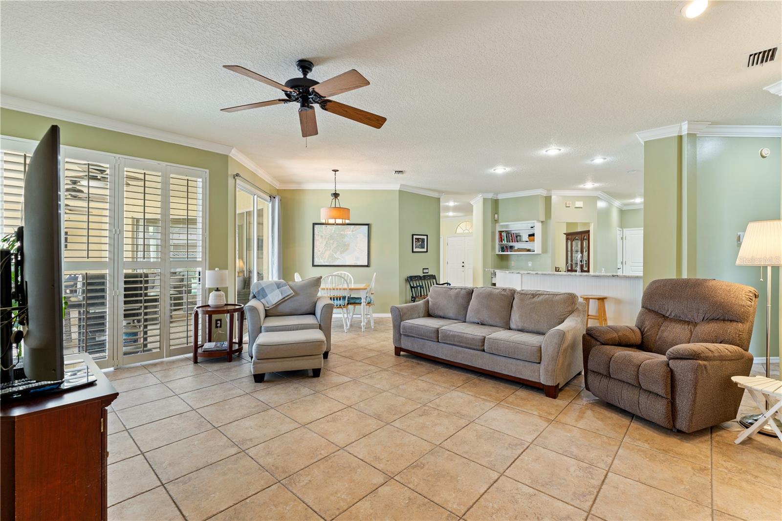 8715 HIDDEN GREEN LN, TAMPA, FL, 33647