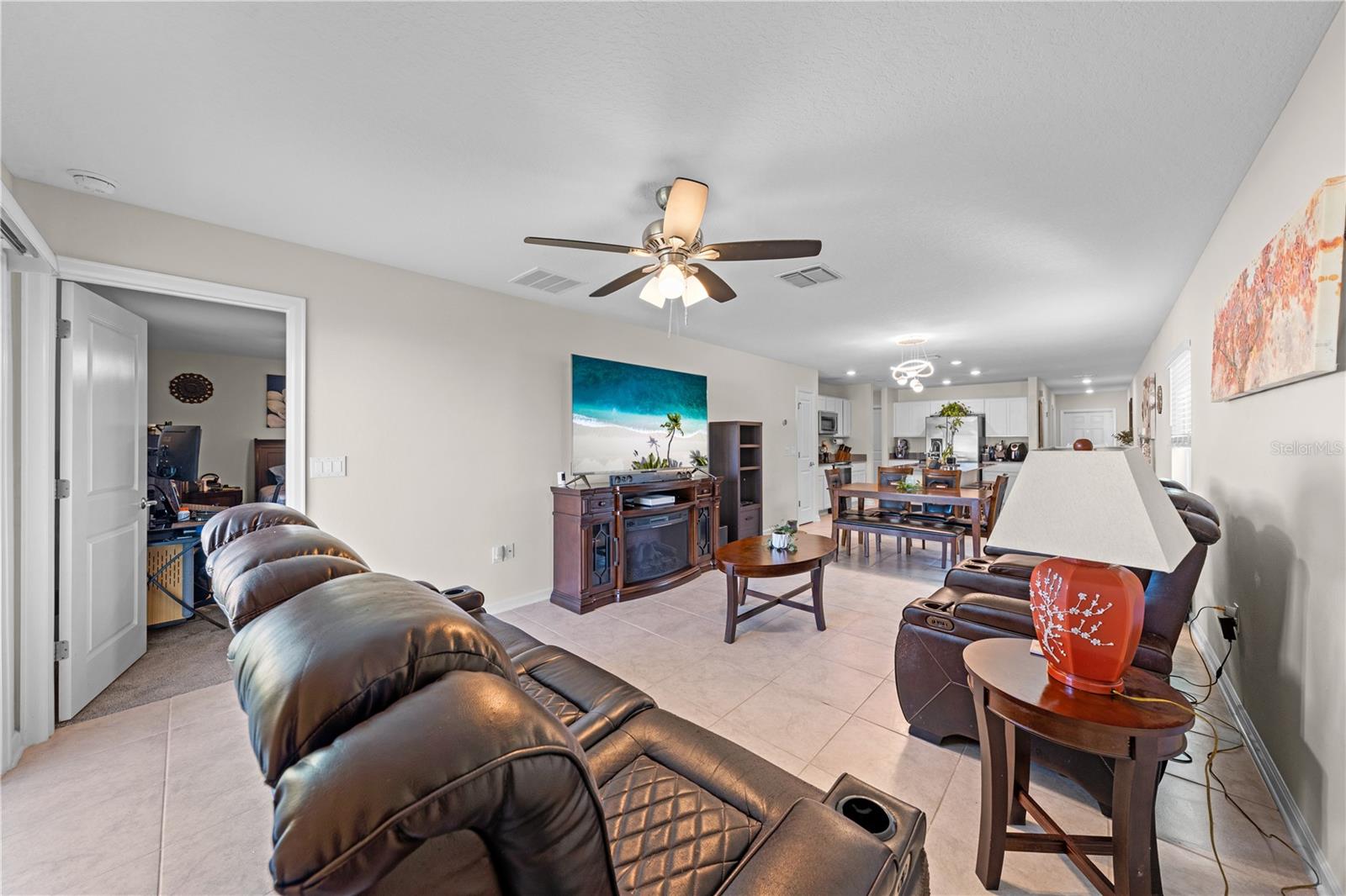 1988 TRAVERSE WAY, KISSIMMEE, FL, 34746