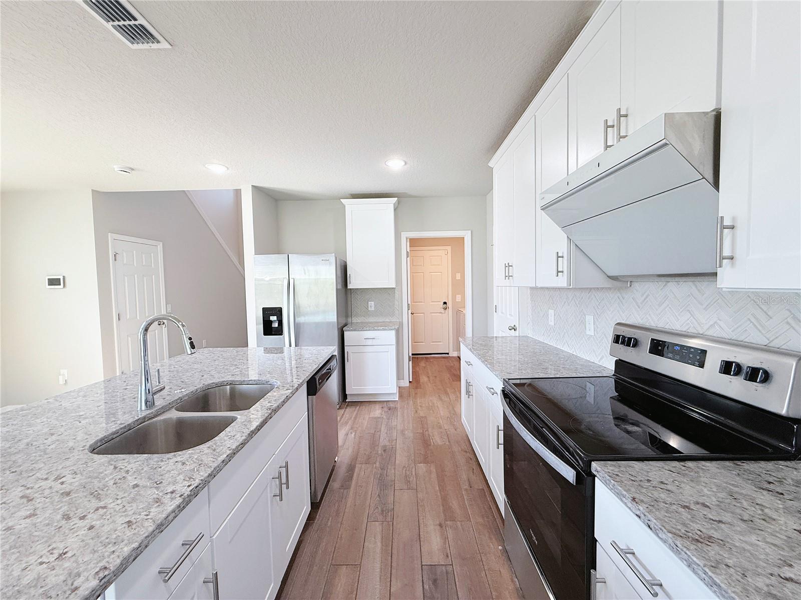 17120 CAGAN CROSSINGS BLVD, CLERMONT, FL, 34714