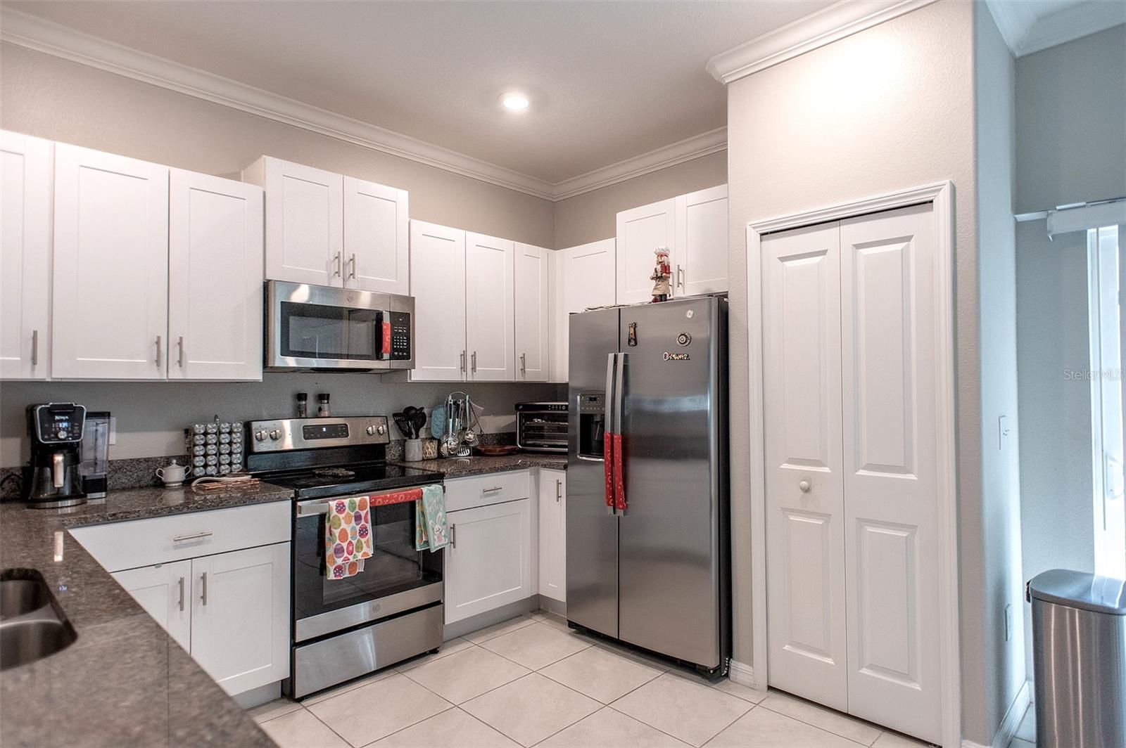 2160 CERULEAN SKY DR, LUTZ, FL, 33558