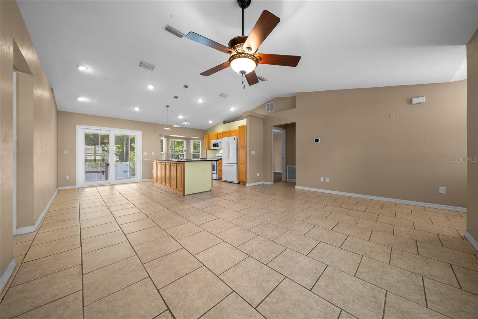 8590 SE 159TH LN, SUMMERFIELD, FL, 34491