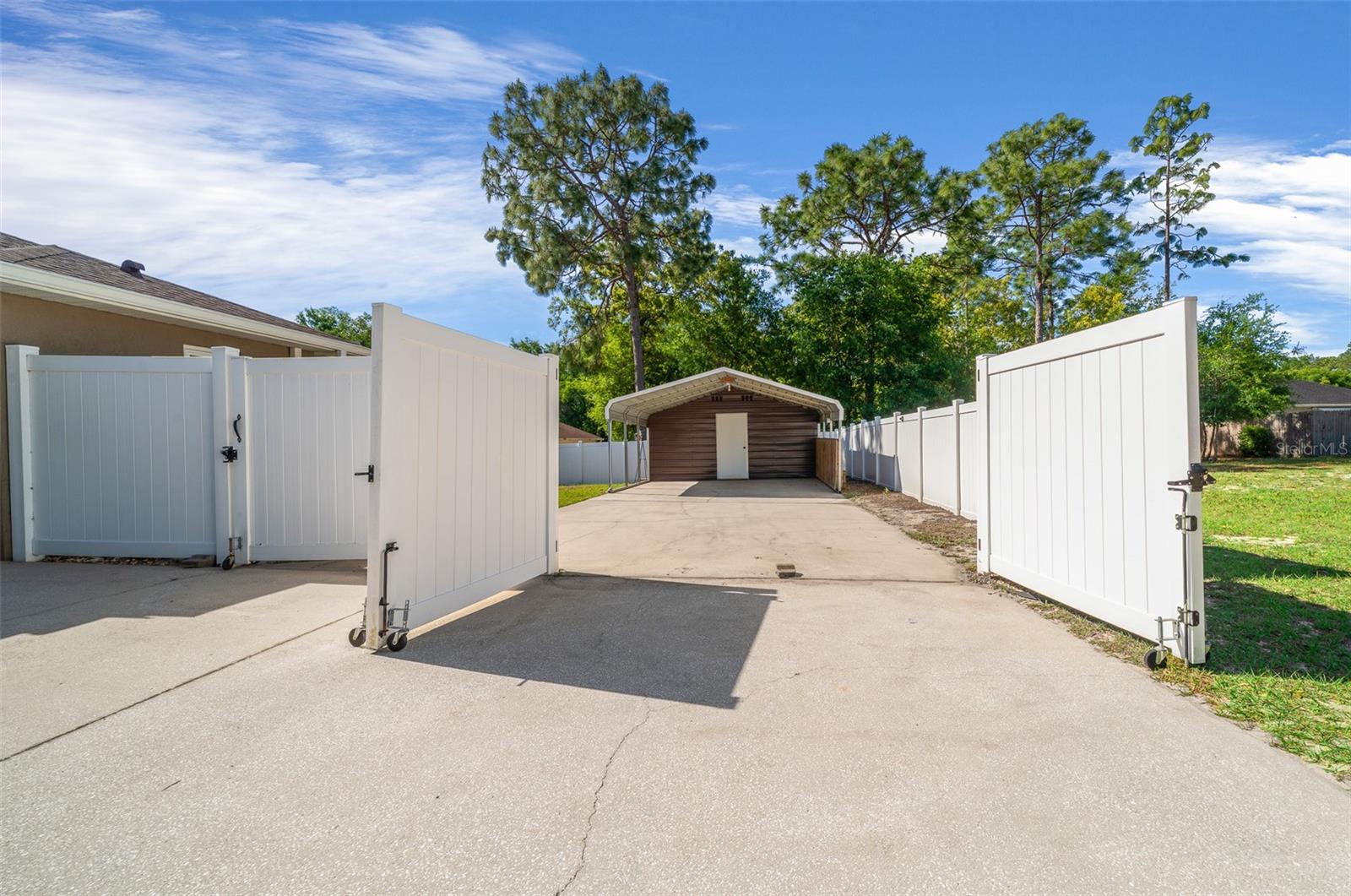 8590 SE 159TH LN, SUMMERFIELD, FL, 34491