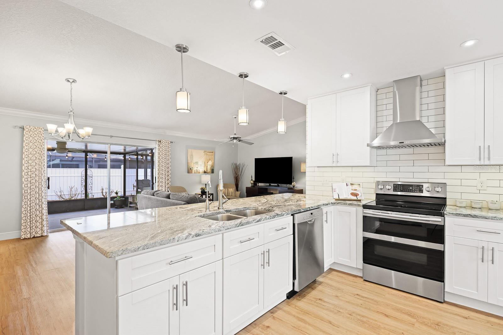 3009 ANNADALE CIR, BRANDON, FL, 33511