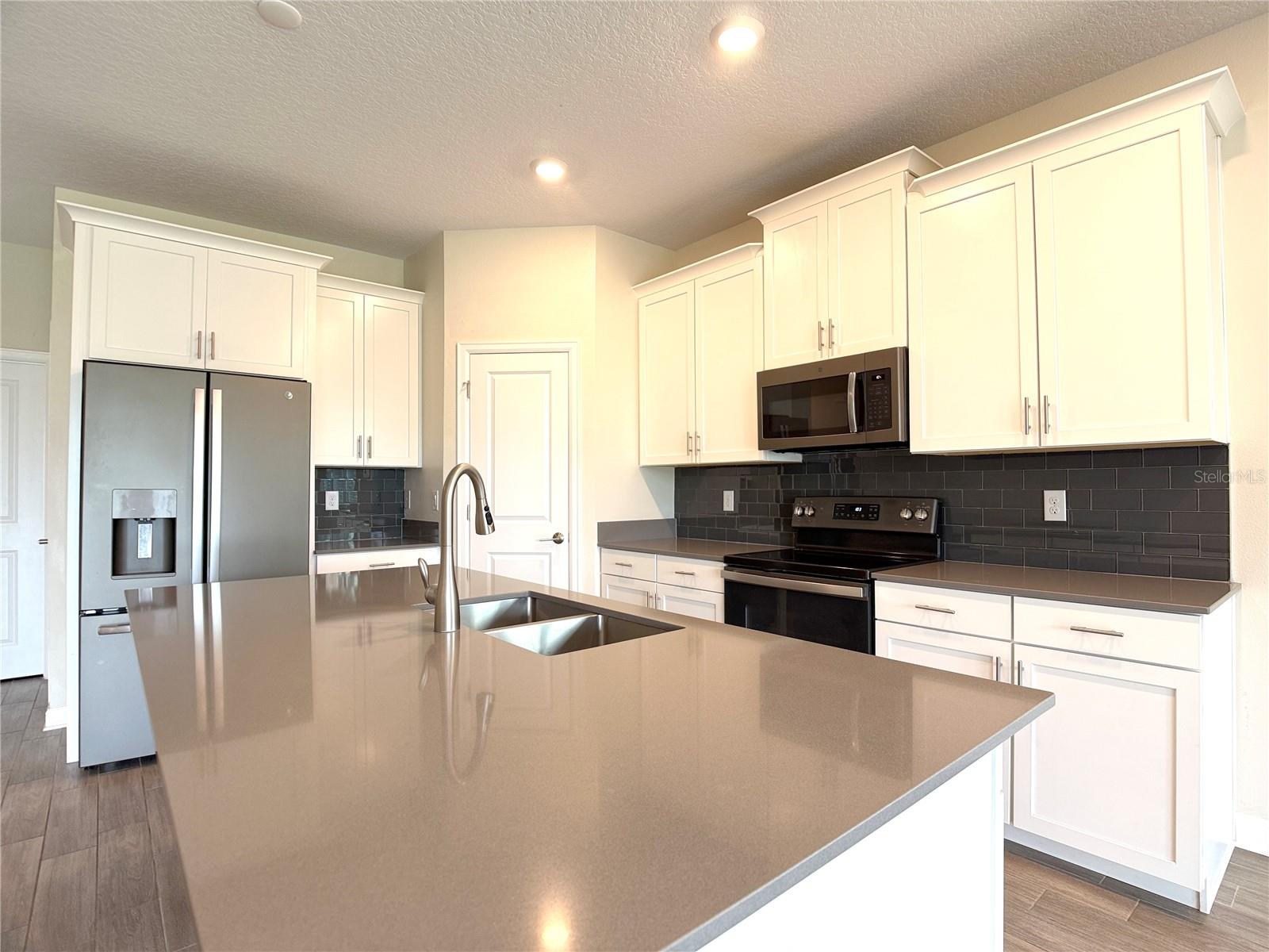 2638 CAMDEN PARK LOOP, DAVENPORT, FL, 33837