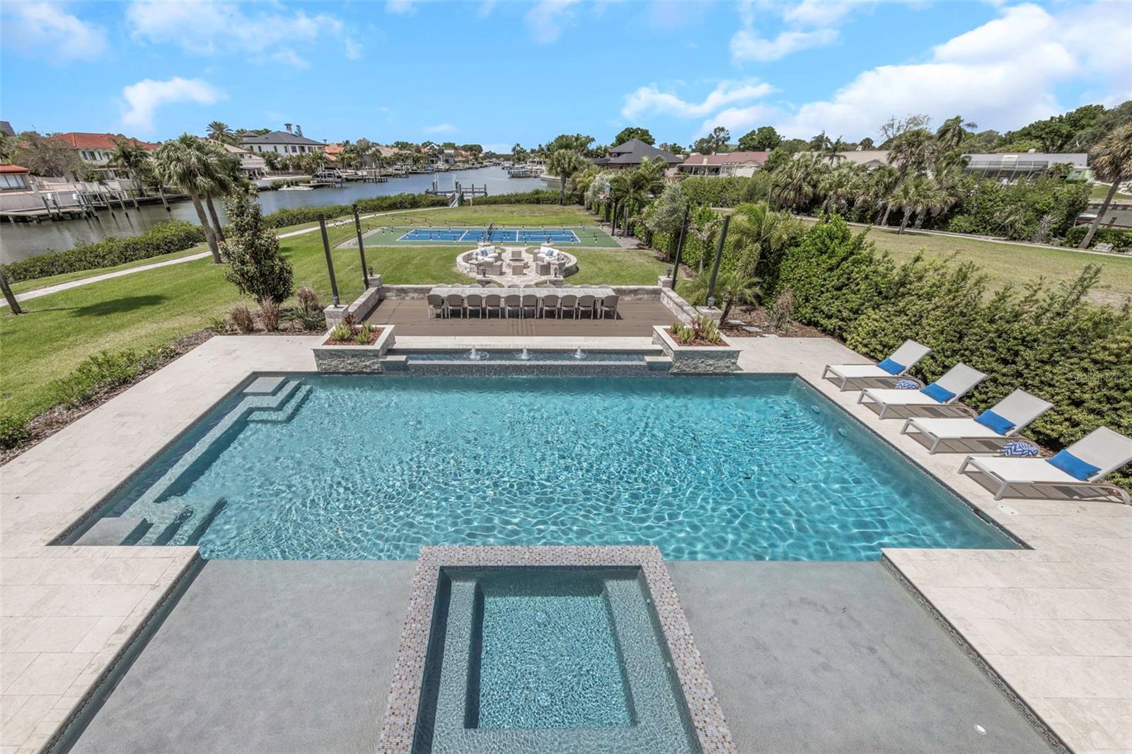 4028 ROCKY SHORES DR, TAMPA, FL, 33634