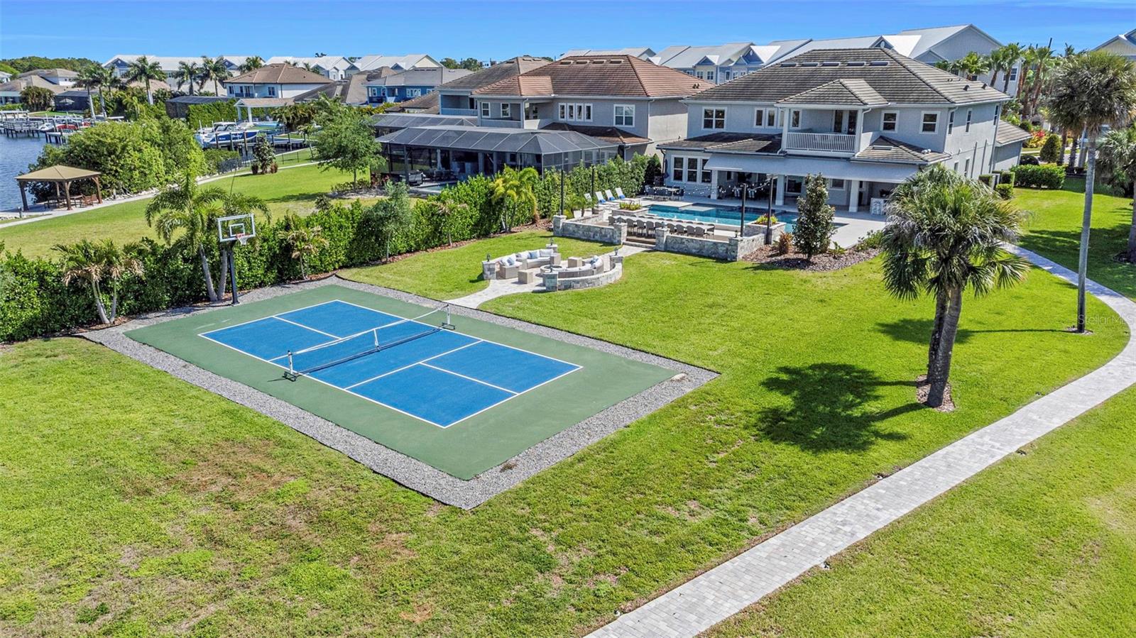 4028 ROCKY SHORES DR, TAMPA, FL, 33634