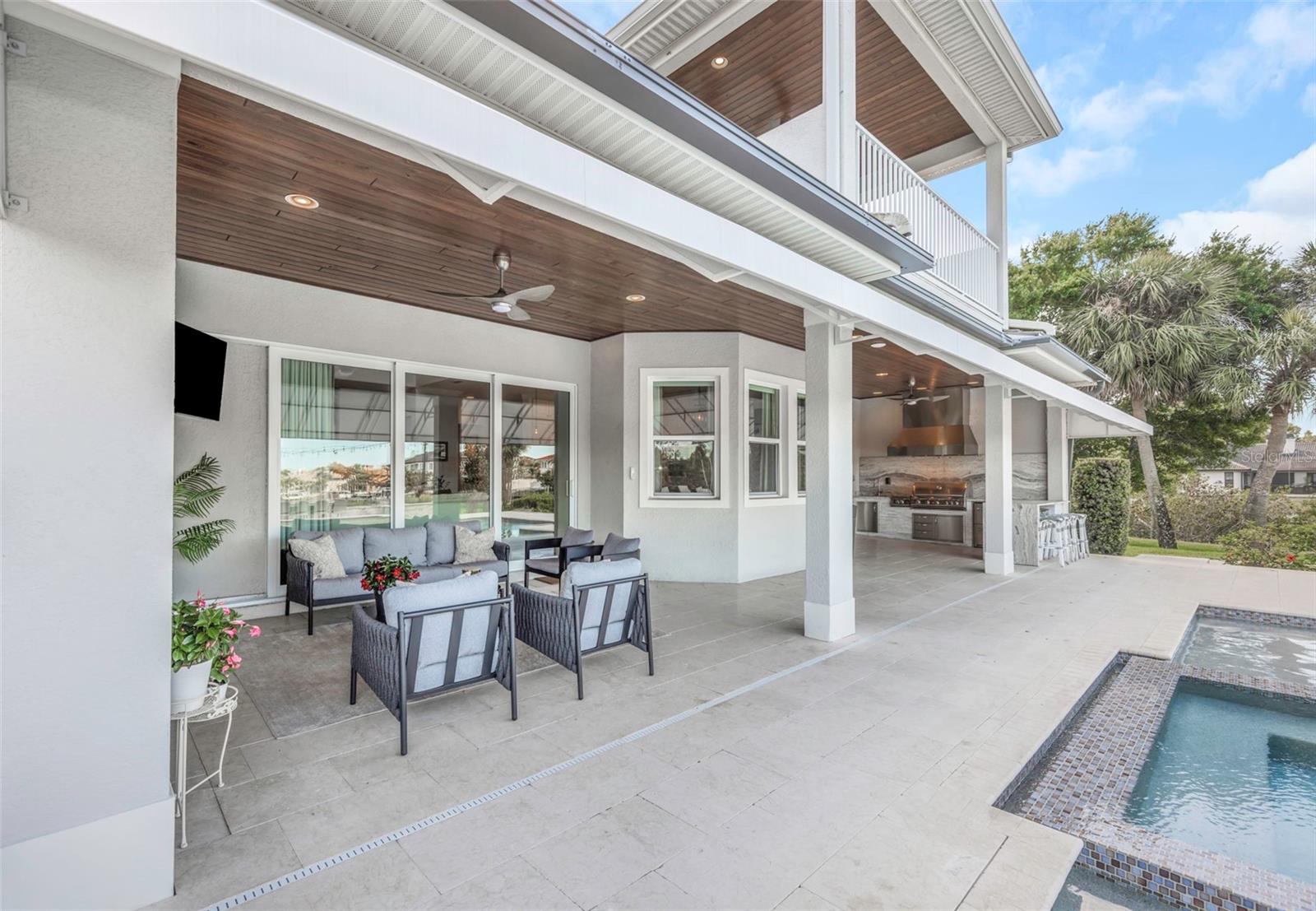 4028 ROCKY SHORES DR, TAMPA, FL, 33634