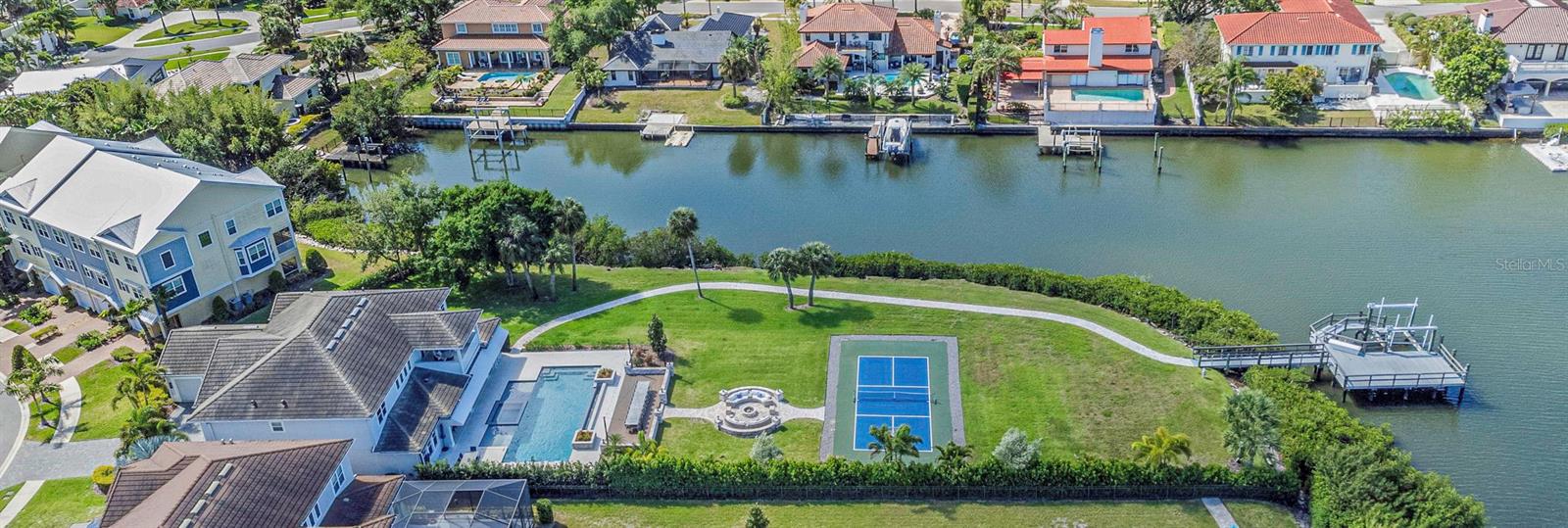 4028 ROCKY SHORES DR, TAMPA, FL, 33634